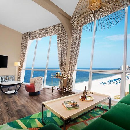 Bellwether Beach Resort St. Pete Beach Exterior foto
