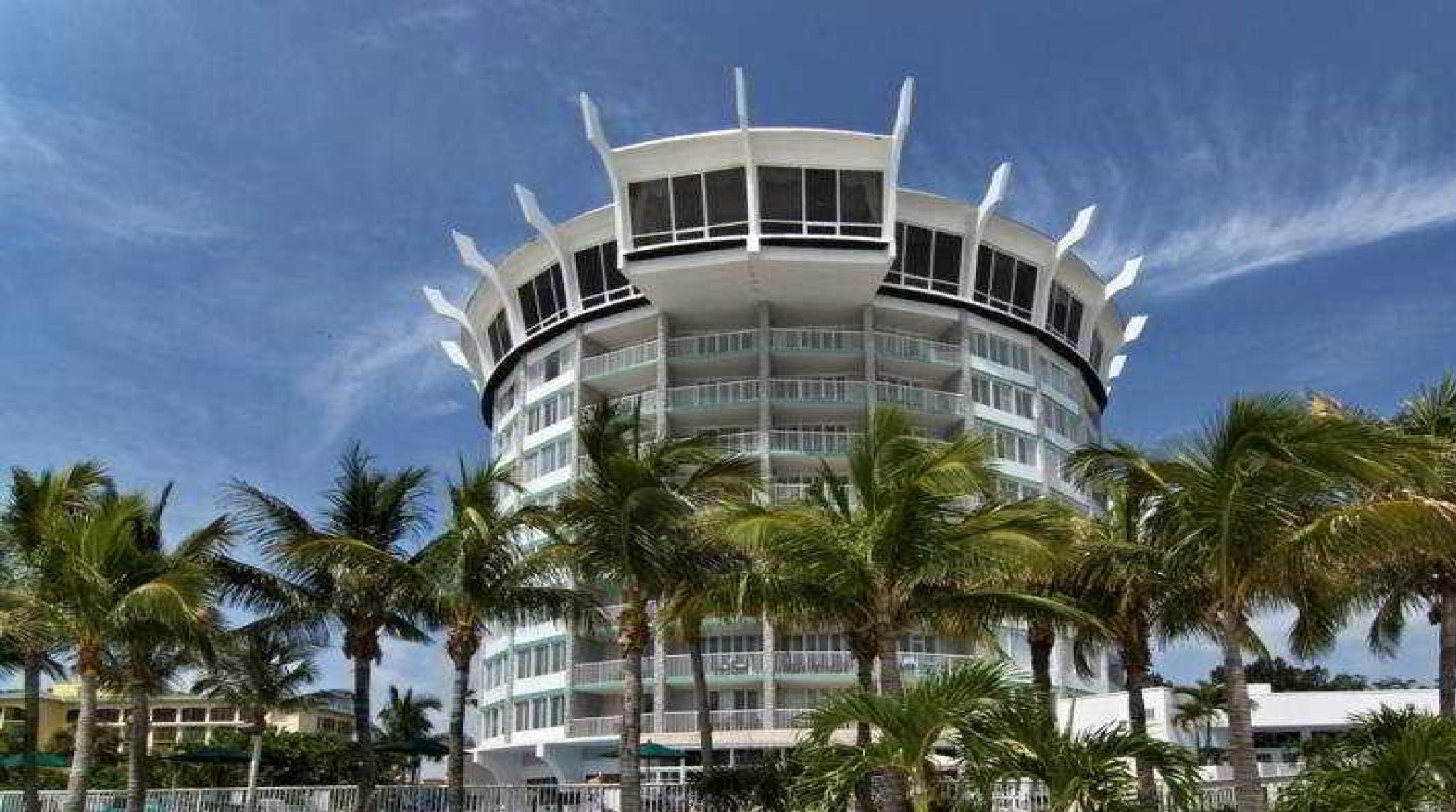 Bellwether Beach Resort St. Pete Beach Exterior foto